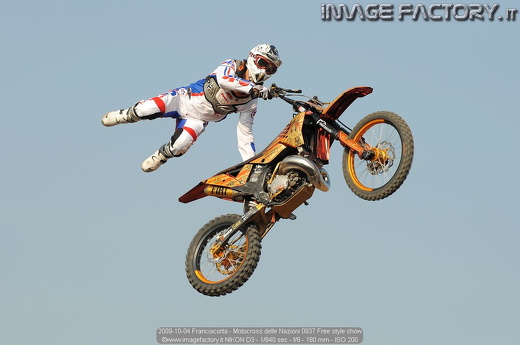 2009-10-04 Franciacorta - Motocross delle Nazioni 0937 Free style show